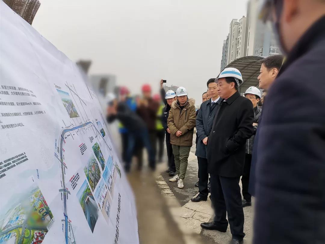 市委常委、常務副市長楊六順一行赴內環(huán)（北線）快速化改造工程項目開展“深化‘三服務’、助推開門紅”走訪調研